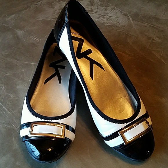 anne klein white flats